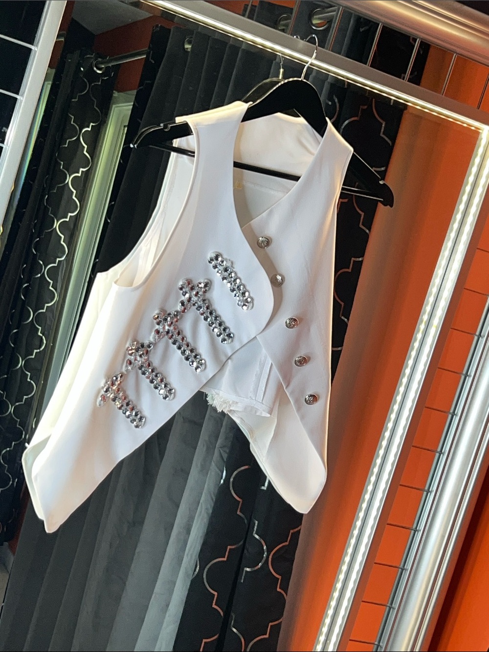 RARE Si Style White Rhinestone Asymmetrical Vest 🤍🤍🤍